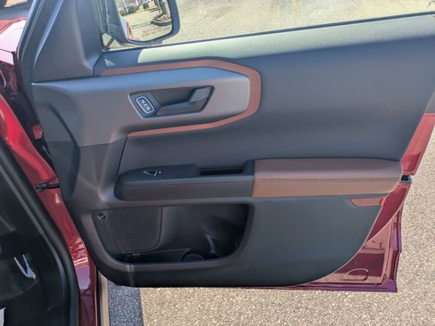 Certified 2025 Ford Bronco Sport Outer Banks w/ Outer Banks Tech Package+ image 31