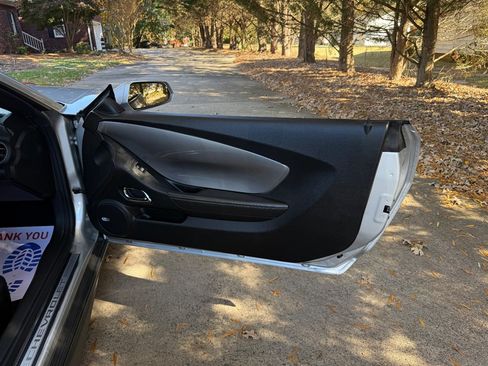 Used 2010 Chevrolet Camaro SS w/ LPO, Ground Effects Package image 53