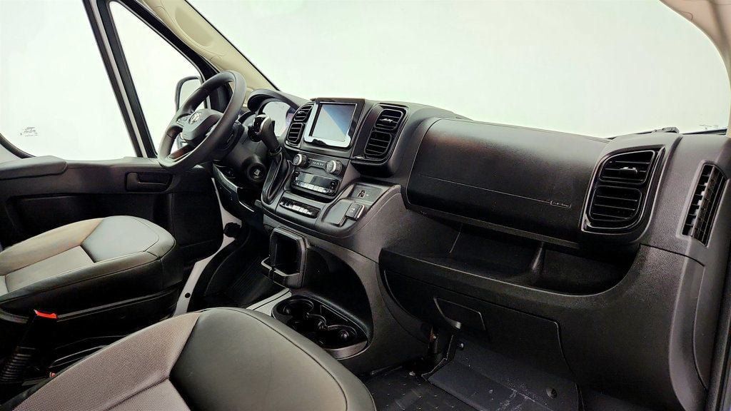 Used 2025 RAM ProMaster 2500 w/ Convenience Group FWD image 26
