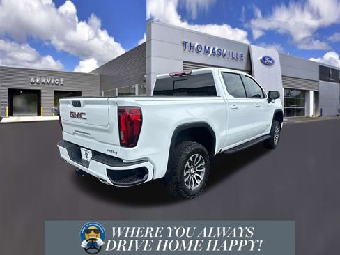 Used 2023 GMC Sierra 1500 AT4 w/ AT4 Premium Package AWD/4WD image 3