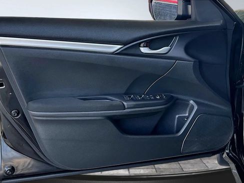 Used 2020 Honda Civic LX image 17