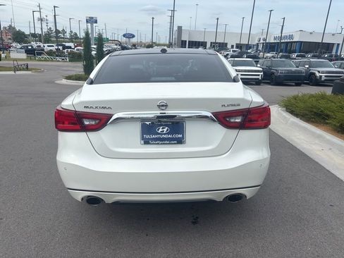 Used 2016 Nissan Maxima Platinum FWD image 3