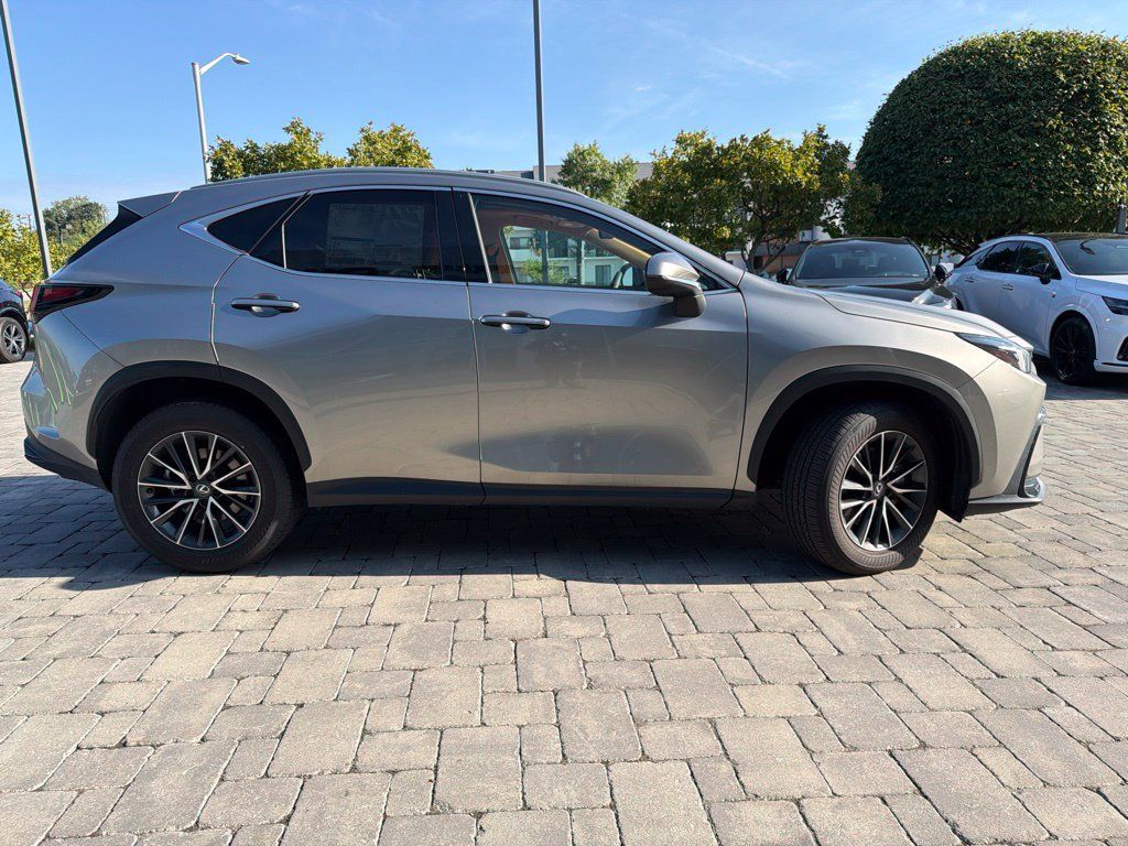 Used 2025 Lexus NX 350 AWD w/ Cold Area Package image 4