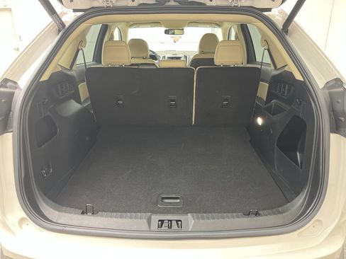 Used 2019 Ford Edge SEL w/ Equipment Group 201A image 31