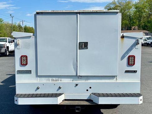 Used 2019 Ford F350 XL w/ Power Equipment Group RWD image 7