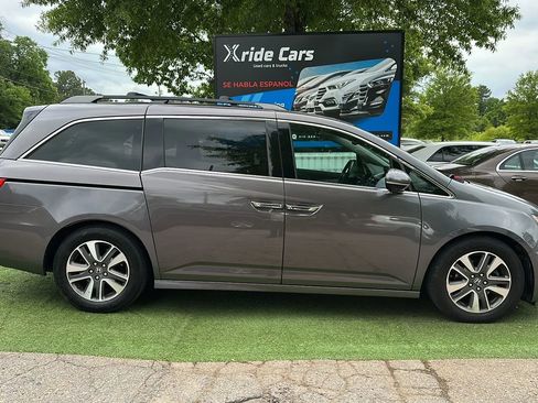 Used 2015 Honda Odyssey Touring image 8