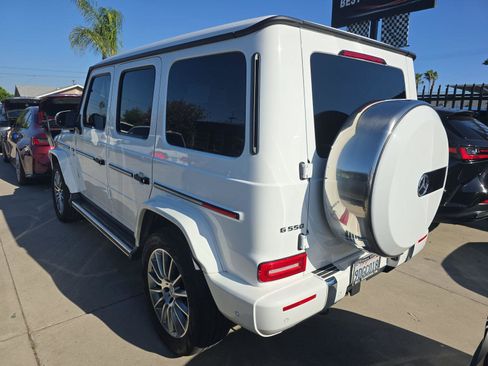 Used 2022 Mercedes-Benz G 550 w/ Exclusive Interior Package image 3