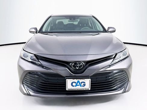 Used 2020 Toyota Camry LE FWD image 2