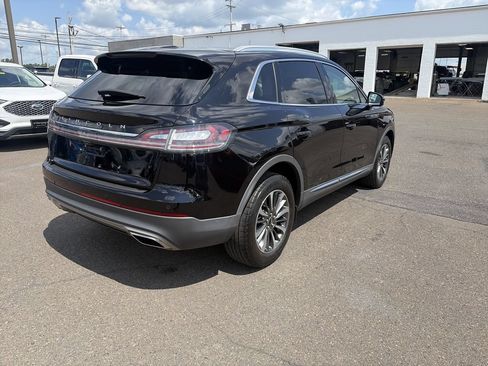 Certified 2023 Lincoln Nautilus Reserve AWD/4WD image 7