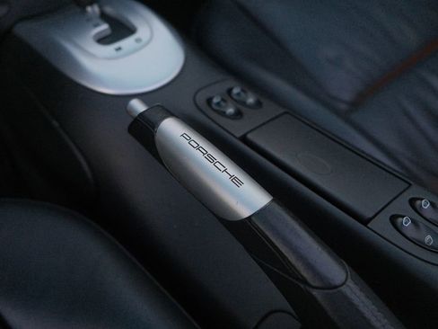 Used 2004 Porsche 911 Carrera 4S image 21