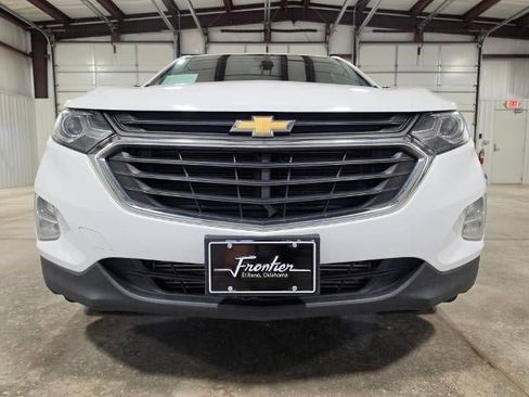 Used 2020 Chevrolet Equinox LS w/ LS Convenience Package FWD image 8