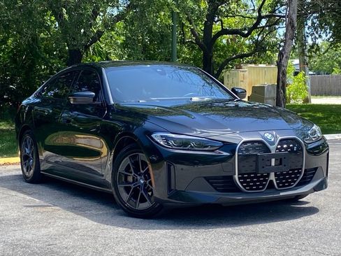 Used 2023 BMW i4 eDrive40 w/ Premium Package RWD image 4