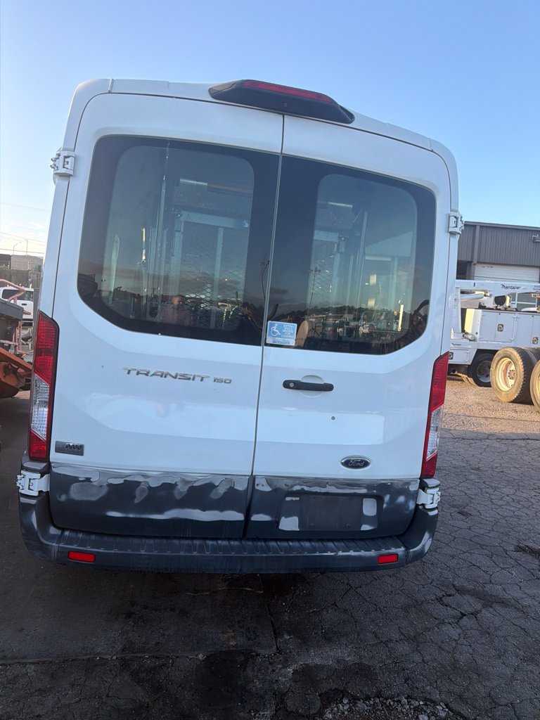 Used 2018 Ford Transit 150 XL RWD image 6