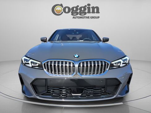New 2026 BMW 330i Sedan w/ M Sport Package RWD image 9