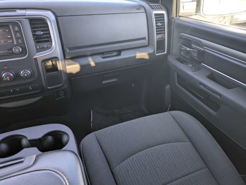 Used 2024 RAM 1500 Warlock RWD image 16