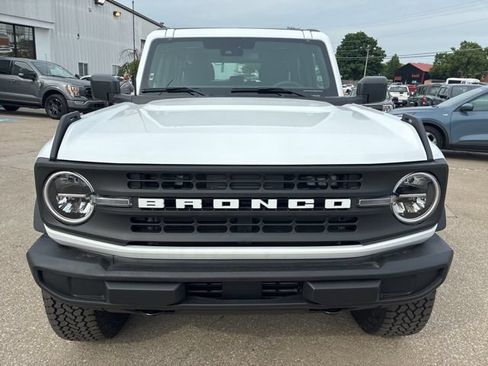 New 2026 Ford Bronco 4-Door w/ Sasquatch Package AWD/4WD image 11