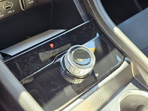 New 2025 Jeep Grand Cherokee L Laredo image 12