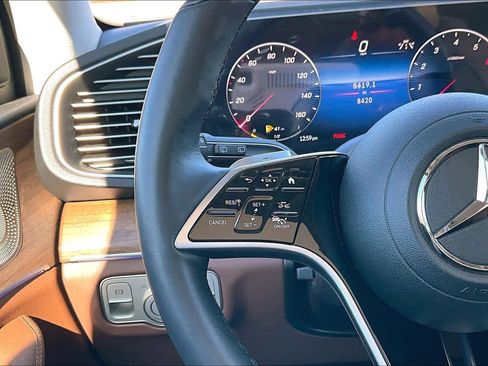 Used 2025 Mercedes-Benz GLE 350 4MATIC image 23