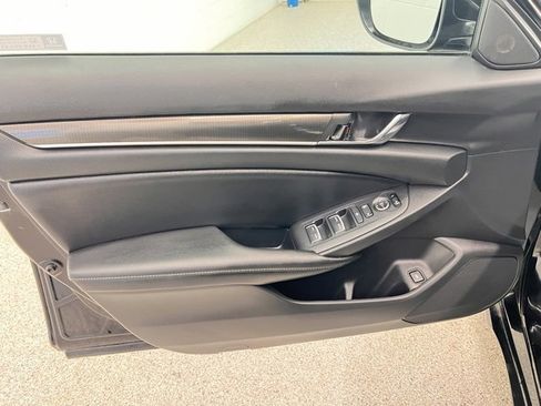 Used 2022 Honda Accord Sport image 14