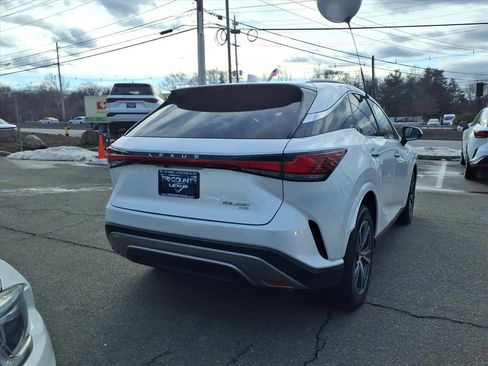 Certified 2024 Lexus RX 350 Premium w/ Accessory Package image 5