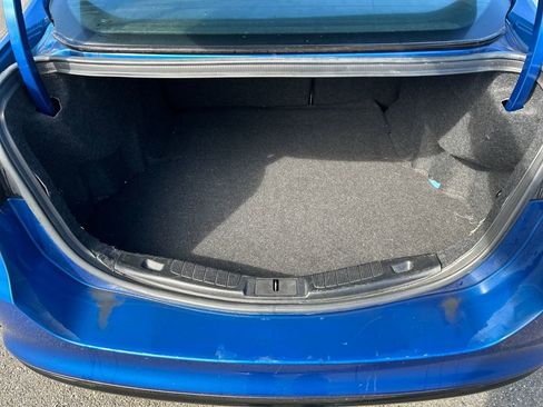 Used 2017 Ford Fusion SE image 29