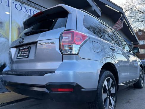 Used 2018 Subaru Forester 2.5i Premium image 3