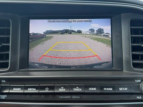 Used 2020 Hyundai Elantra SEL w/ Cargo Package (C1) FWD image 15