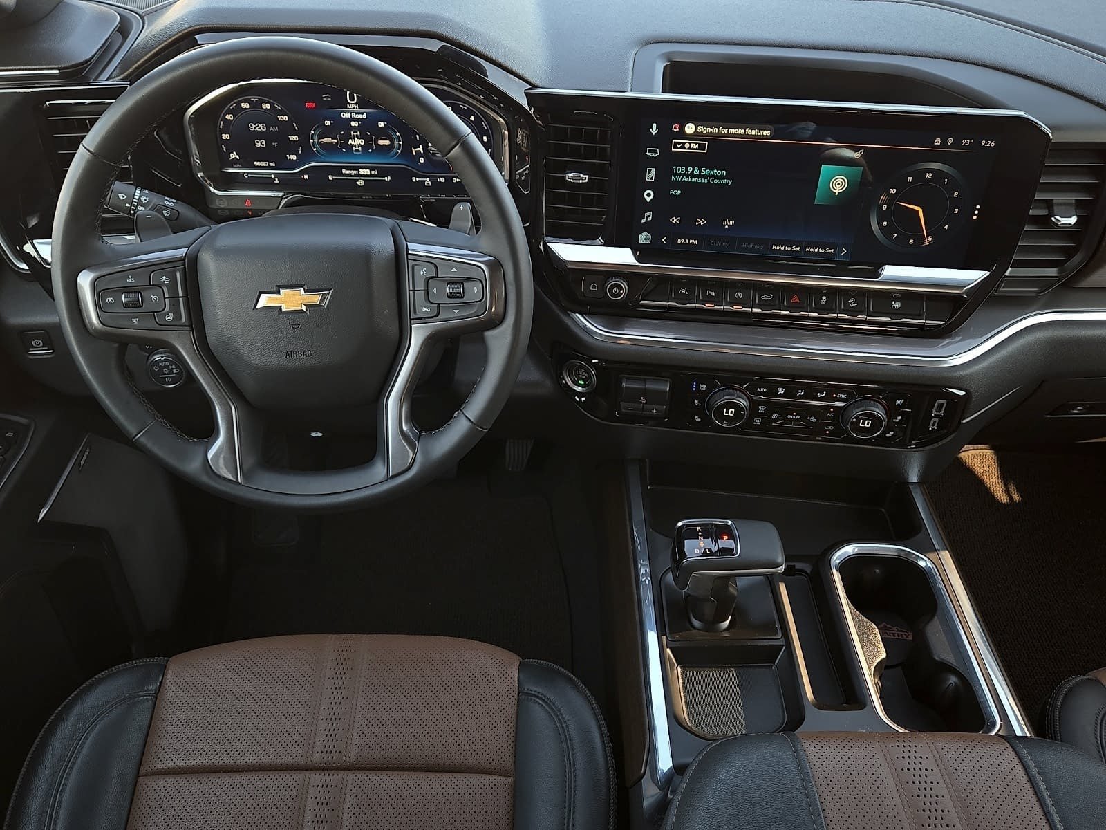 Used 2023 Chevrolet Silverado 1500 High Country w/ Technology Package AWD/4WD image 12