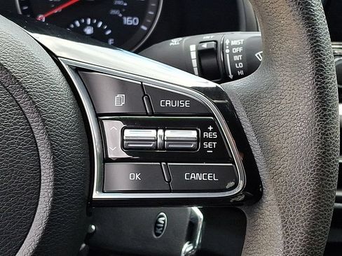 Used 2019 Kia Forte LXS FWD image 21