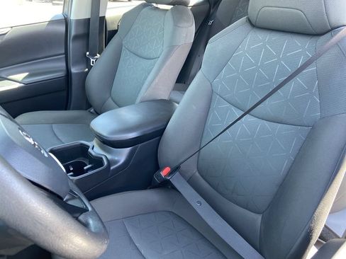 Used 2024 Toyota RAV4 XLE AWD/4WD image 14