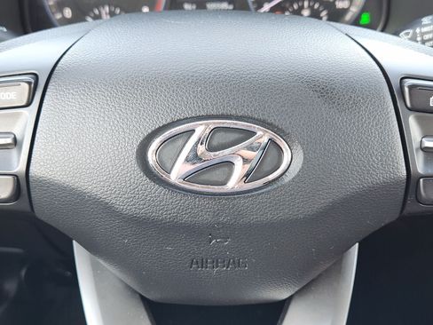Used 2018 Hyundai Kona SEL AWD/4WD image 35