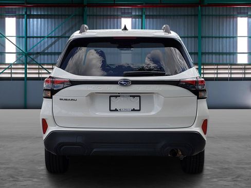 Used 2026 Subaru Forester Premium AWD/4WD image 4