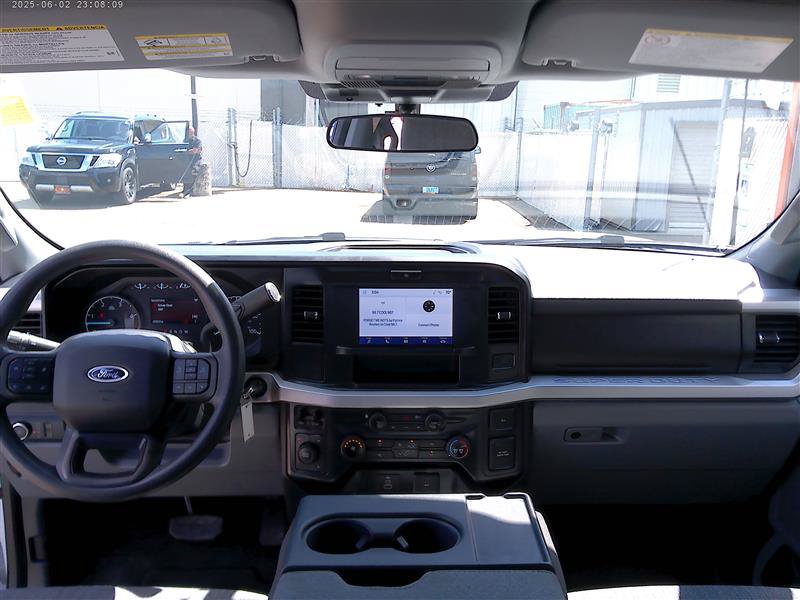 Used 2025 Ford F250 XLT AWD/4WD image 11