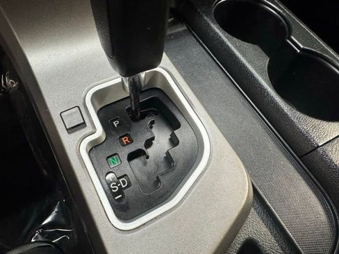 Used 2012 Toyota Tundra 4x4 Double Cab w/ TRD Off-Road Pkg image 19