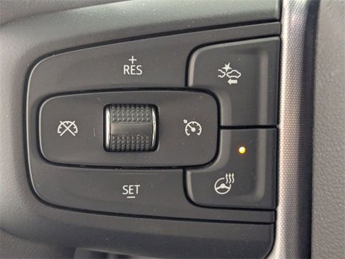 Used 2022 GMC Yukon SLT w/ SLT Luxury Package image 16