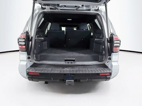Used 2025 Toyota 4Runner Platinum AWD/4WD image 26