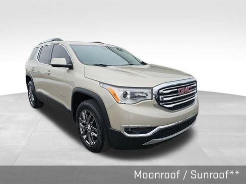 Used 2017 GMC Acadia SLT image 2