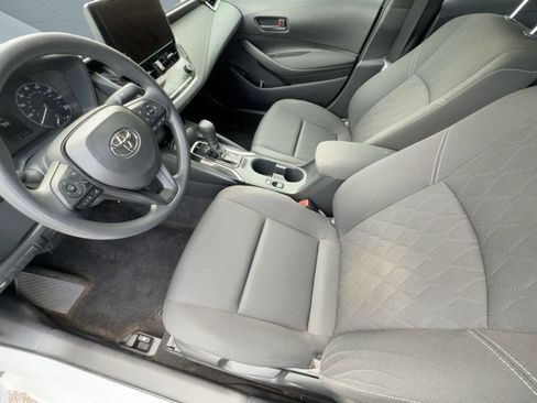 Used 2023 Toyota Corolla LE image 19