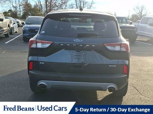 Used 2022 Ford Escape SE w/ Convenience Package image 10