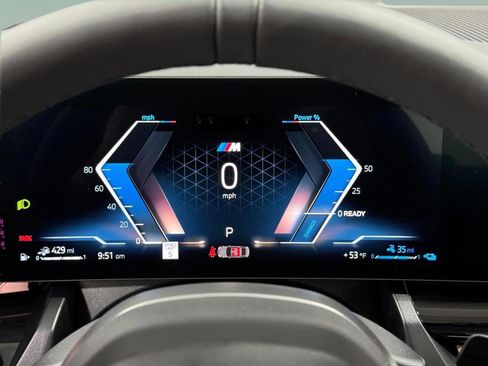 New 2026 BMW 550e xDrive image 32