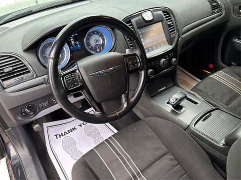 Used 2014 Chrysler 300 S image 10