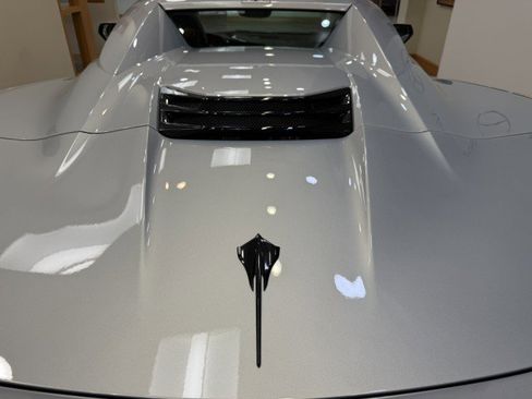 Used 2021 Chevrolet Corvette Stingray Premium Conv w/ Z51 Performance Package image 7