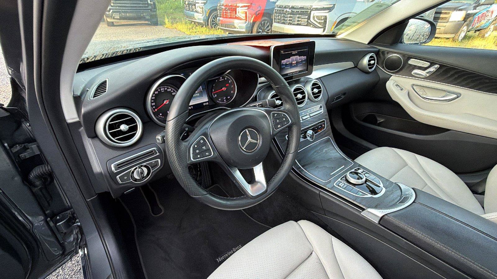 Used 2017 Mercedes-Benz C 300 Sedan image 22