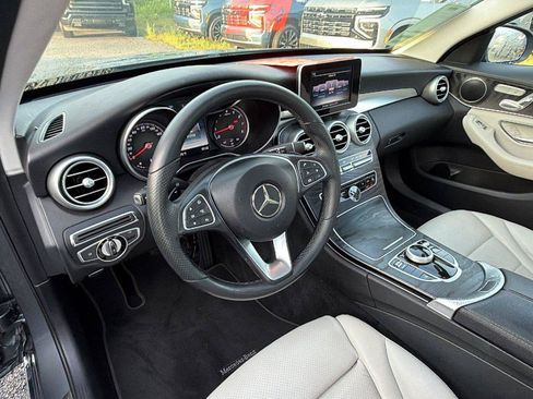 Used 2017 Mercedes-Benz C 300 Sedan image 22