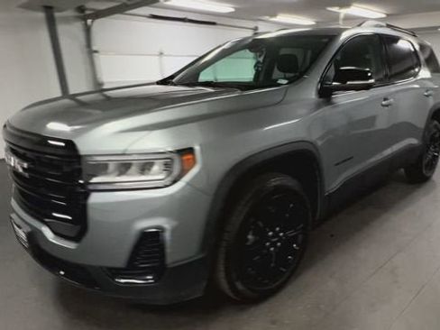 Certified 2023 GMC Acadia SLE w/ Driver Convenience Package FWD image 4