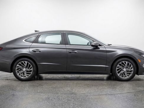 Used 2025 Hyundai Sonata SEL image 11