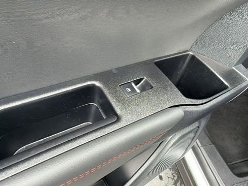 Used 2025 Ford Explorer Active image 16