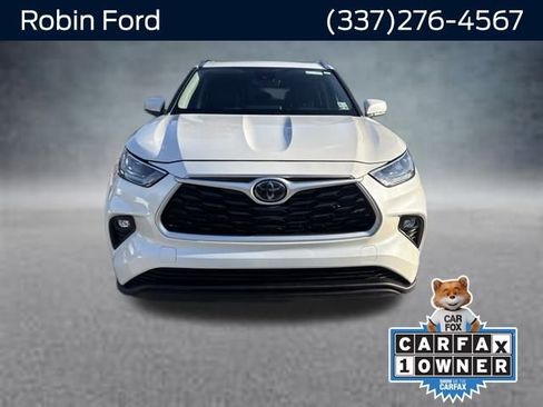 Used 2020 Toyota Highlander XLE image 2