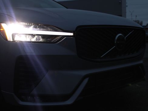 New 2026 Volvo XC60 B5 Ultra w/ Climate Package image 50