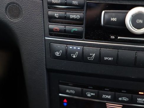 Used 2011 Mercedes-Benz E 550 Cabriolet w/ Premium 2 Pkg image 37